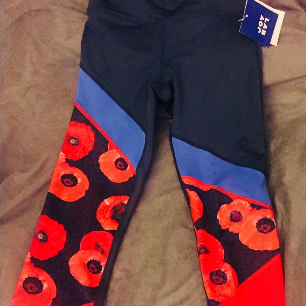 Active Leggings from Target NWOT love the pattern!